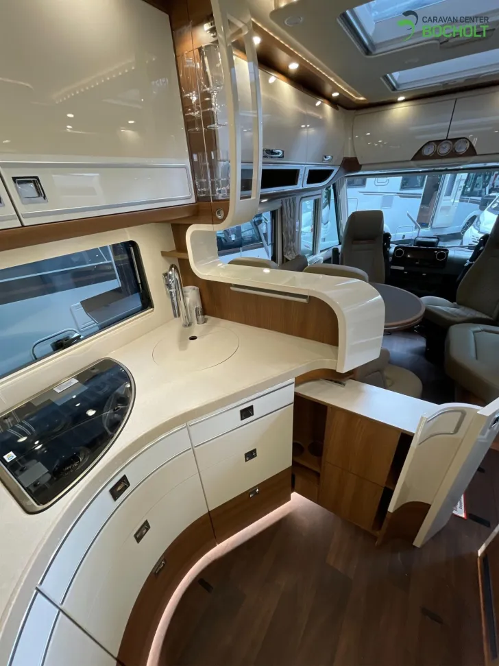 Fahrzeugbild Carthago chic e-line I 50 LE DA Modell 2025 / 5500 kg / Distronic #17