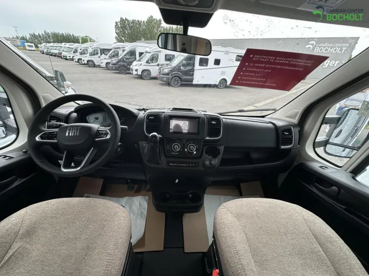 Fahrzeugbild LMC Tourer A690 Modell 2026 / TV / 6 Gurtplätze #11