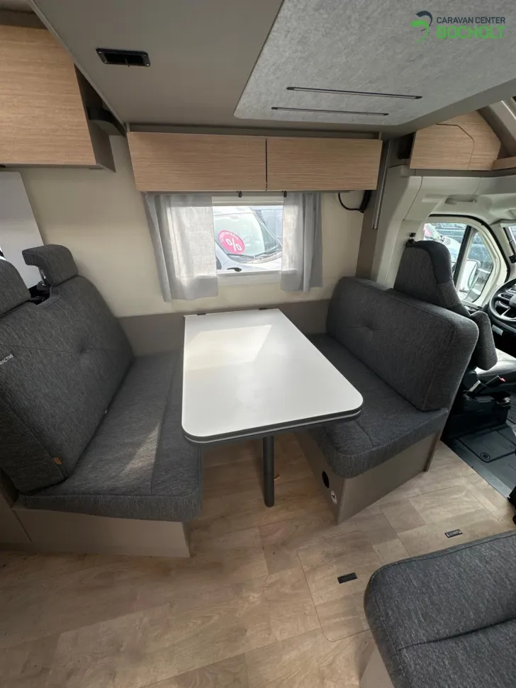 Fahrzeugbild Bürstner Campeo TD 676 Etagenbetten / AHK / WIFI #11