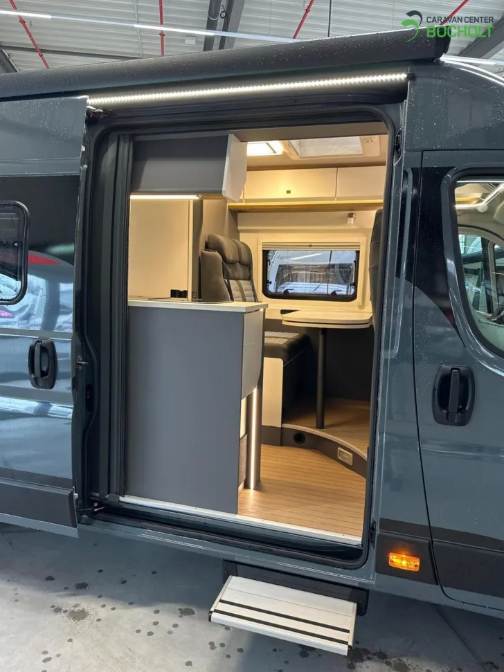 Fahrzeugbild Hobby Prestige Van First Edition 640 ET Modell 2026 / Adaptiver Tempomat #19