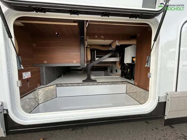 Fahrzeugbild Carthago chic c-line I 4.9 LE Sky Dream Comfort #12