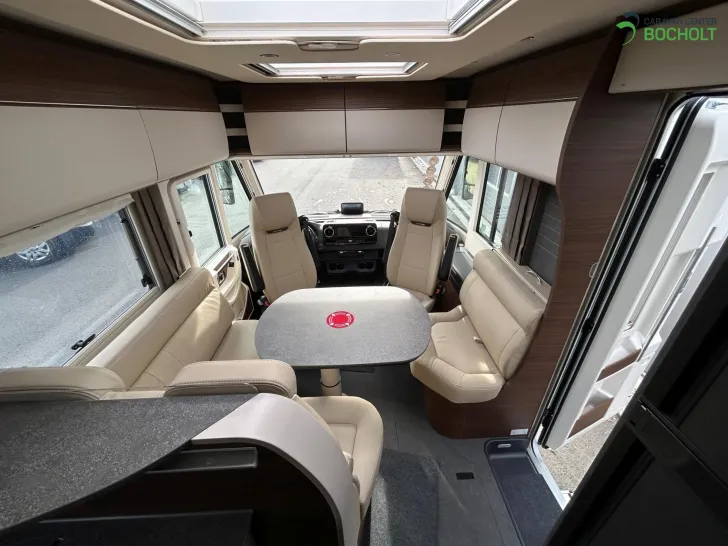 Fahrzeugbild Carthago chic c-line I 4.9 LE Sky Dream Comfort #17