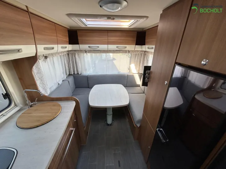 Fahrzeugbild Eura Mobil Activa One 570 HS Anhängerkupplung #17