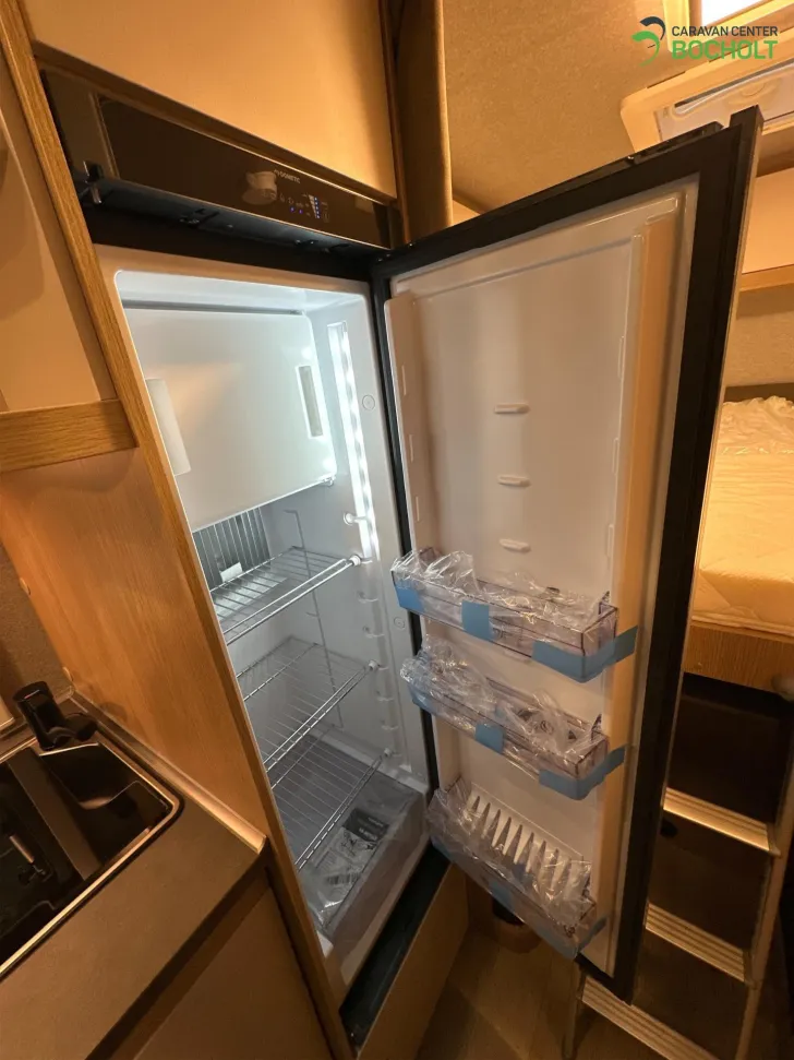 Fahrzeugbild Roadfans Journey 680 GE Automatik / Rahmenfenster / Markise #13