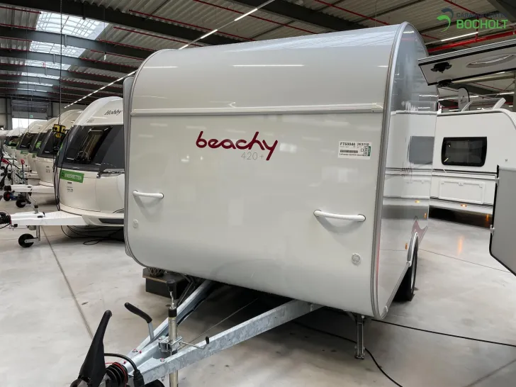 Fahrzeugbild Hobby Beachy 420+ 1200 kg / E-Heizung / Toilettenraum #5
