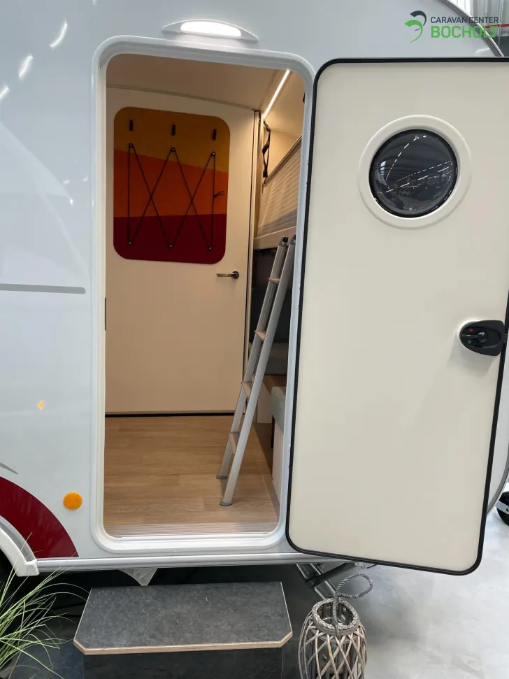 Fahrzeugbild Hobby Beachy 420+ 1200 kg / E-Heizung / Toilettenraum #8