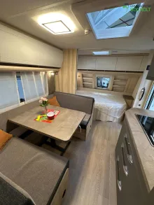 Fahrzeugbild Hobby De Luxe 545 KMF Abverkauf / 2000 kg #14