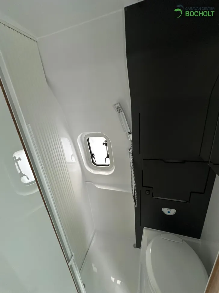 Fahrzeugbild Hobby Maxia VAN 680 DT Navigation / Rückfahrkamera / ACC #9