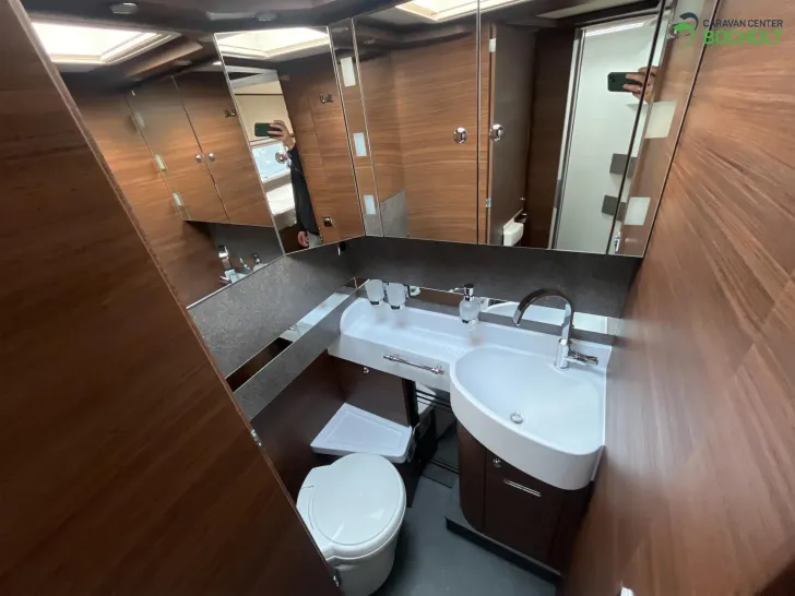 Fahrzeugbild Carthago chic c-line T 4.9 LE ALDE #12