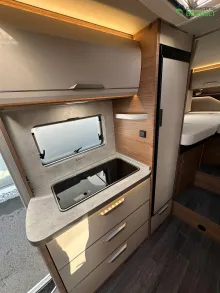 Fahrzeugbild Knaus Van TI 650 MEG VANSATION Fahrradträger / Rahmenfenster #11