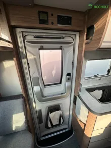 Fahrzeugbild Knaus Van TI 650 MEG VANSATION Fahrradträger / Rahmenfenster #17