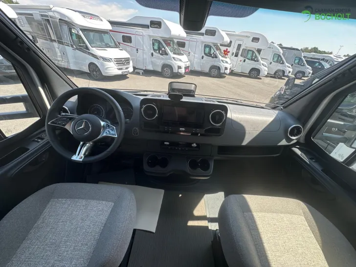Fahrzeugbild Carthago c1-tourer T 143 KB-LE comfort 4.2t Model 2027 / 4200 kg / Distronic #7