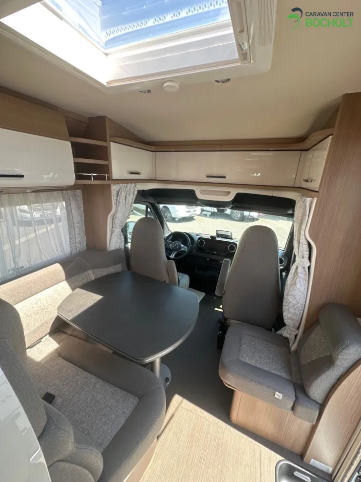 Fahrzeugbild Carthago c1-tourer T 143 KB-LE comfort 4.2t Model 2027 / 4200 kg / Distronic #9