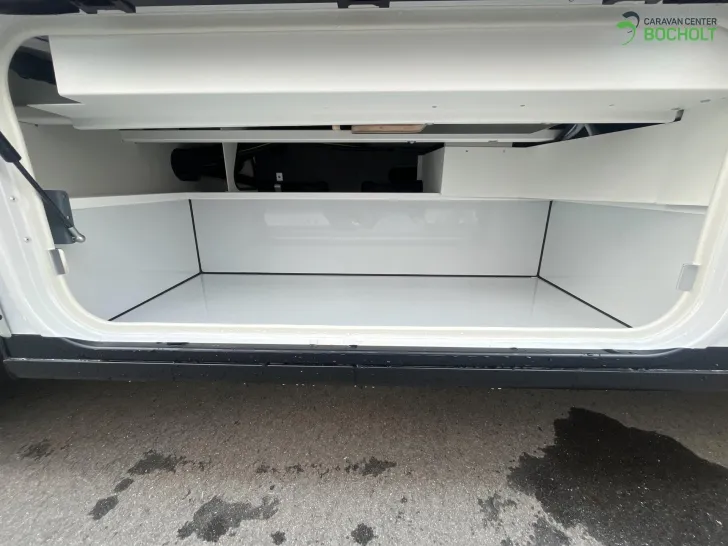 Fahrzeugbild Carthago chic c-line I 4.9 LE L Polar-Paket ALDE #18