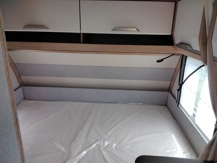 Fahrzeugbild Knaus Südwind 420 QD Black Selection Modell 2026 #8