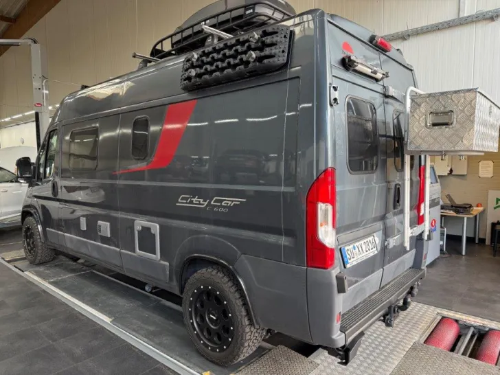 Grundriss Tag Bürstner City Car C 600 Autark Allroad Topausstattung