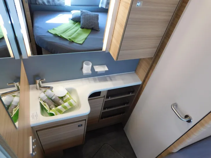 Fahrzeugbild Dethleffs Camper 530 FSK Dachklima,Autark,ATC,Duo-Control #16