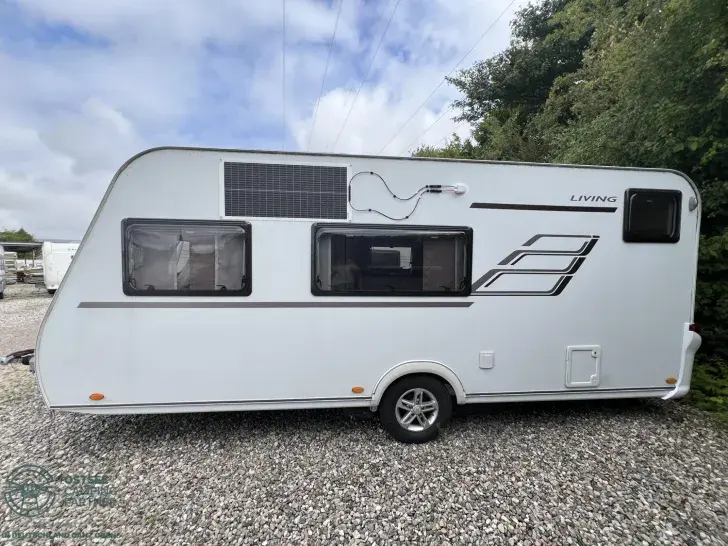Fahrzeugbild Hymer Eriba Eriba Living 525 Idealer Familienwagen #4