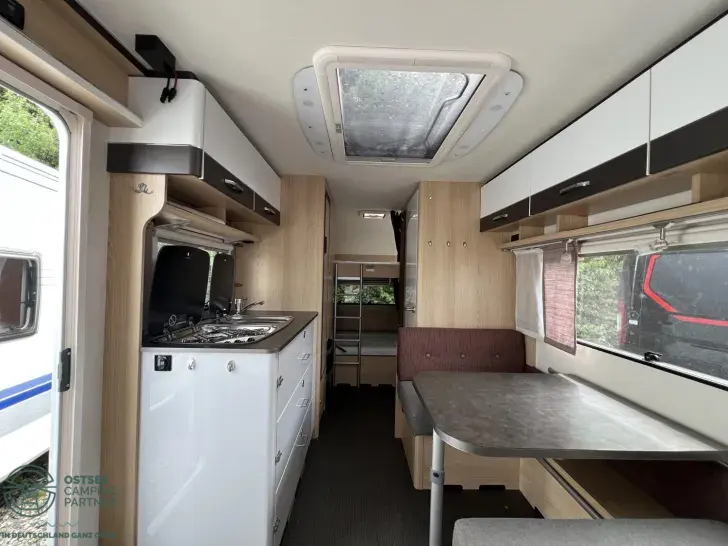 Fahrzeugbild Hymer Eriba Eriba Living 525 Idealer Familienwagen #9