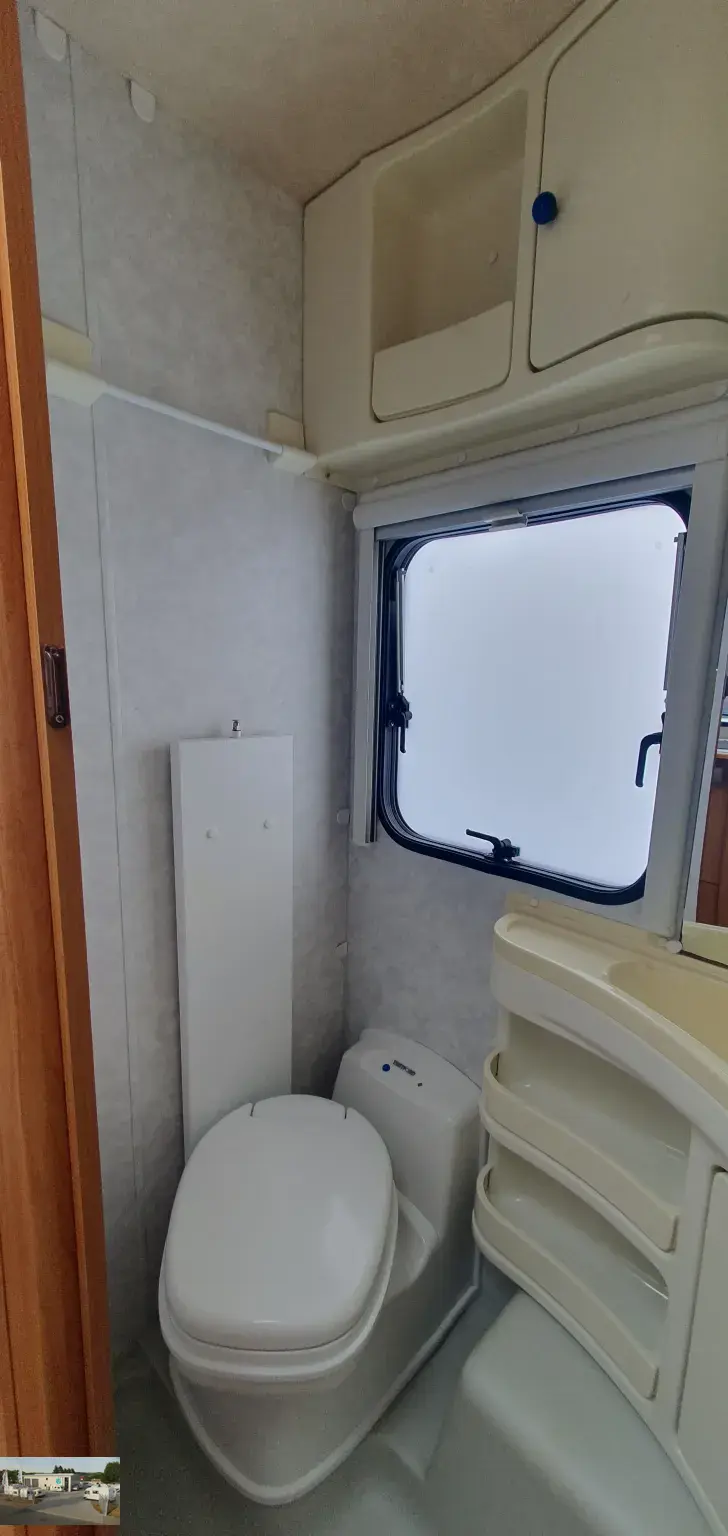 Fahrzeugbild Adria Classica 663 UK Nr. 59 - 8 Schlafpl., Alde-Hzg #34