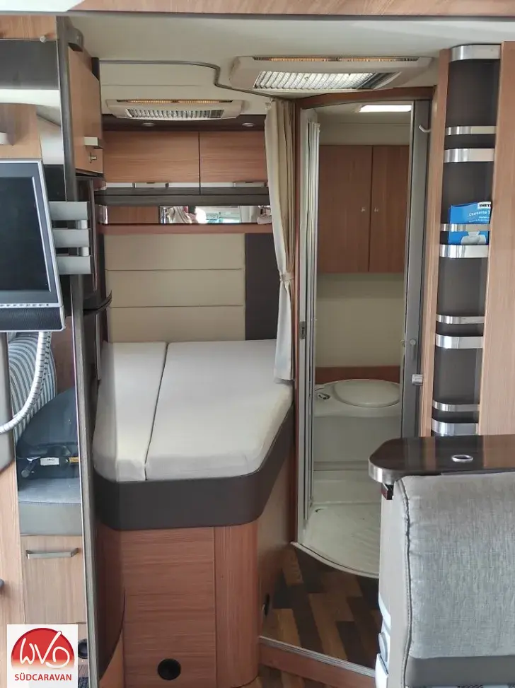 Fahrzeugbild Knaus Sky Wave 650 MF Celebration25 #16