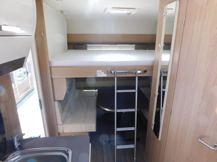 Fahrzeugbild Bürstner Averso Plus 520 TL Mover, Sackmarkise #7