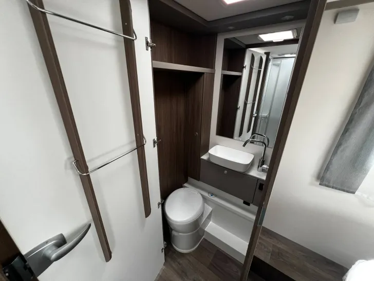 Fahrzeugbild Carado I 449 AT9G+Combi6E+pro++Markise+OptiPak2 #29