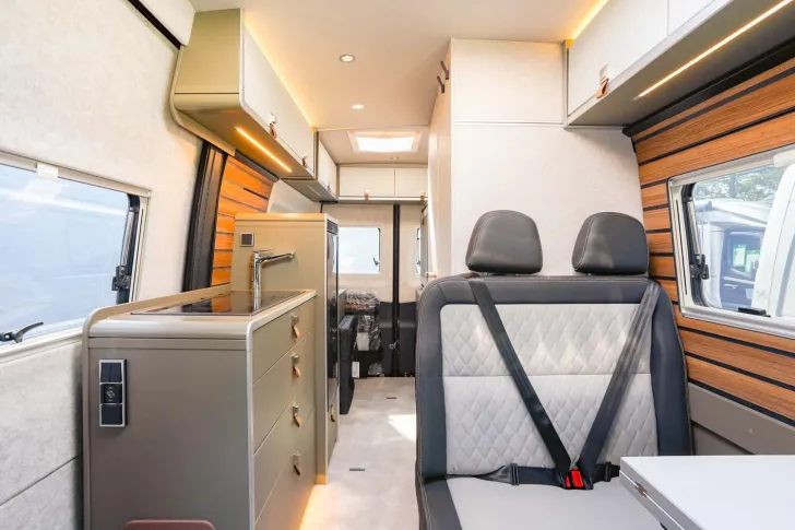 Fahrzeugbild Hymer Grand Canyon S 600 **PREISVORTEIL: 21.255 EURO** #9