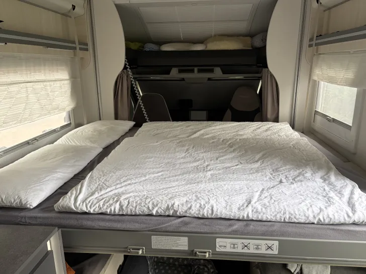 Fahrzeugbild Challenger Teilintegriert 260 Graphite Ultimate Sehr gut gepflegt #3
