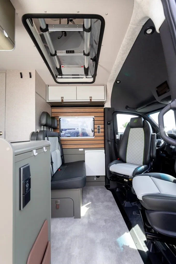 Fahrzeugbild Hymer Grand Canyon S CrossOver 600 // UVP: 151.530  #9