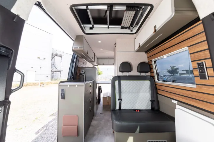 Fahrzeugbild Hymer Grand Canyon S CrossOver 600 // UVP: 151.530  #10