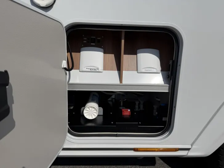 Fahrzeugbild Knaus Sun i 900 LEG #9