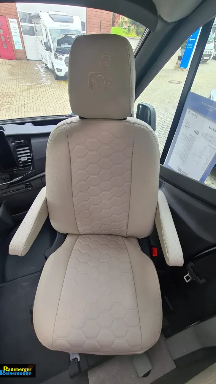 Fahrzeugbild Etrusco V Ford 6.8 SCF #9