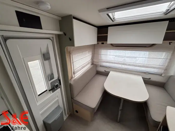 Fahrzeugbild LMC Style 450 D #21