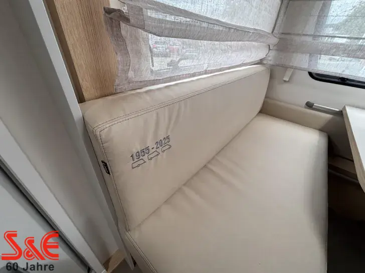 Fahrzeugbild LMC Style 450 D #10