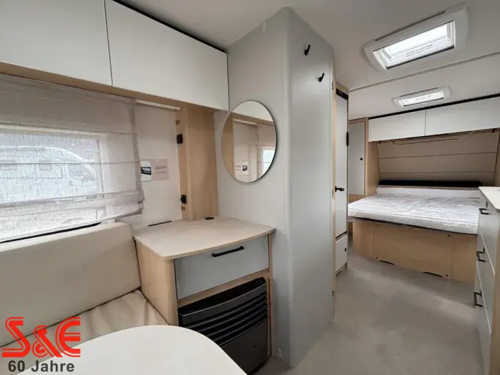 Fahrzeugbild LMC Style 450 D #22