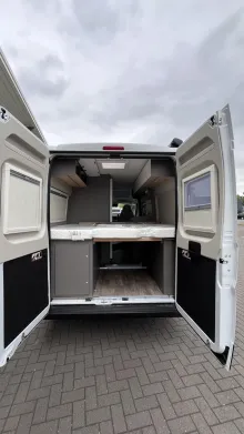 Fahrzeugbild LMC Innovan 600 #4