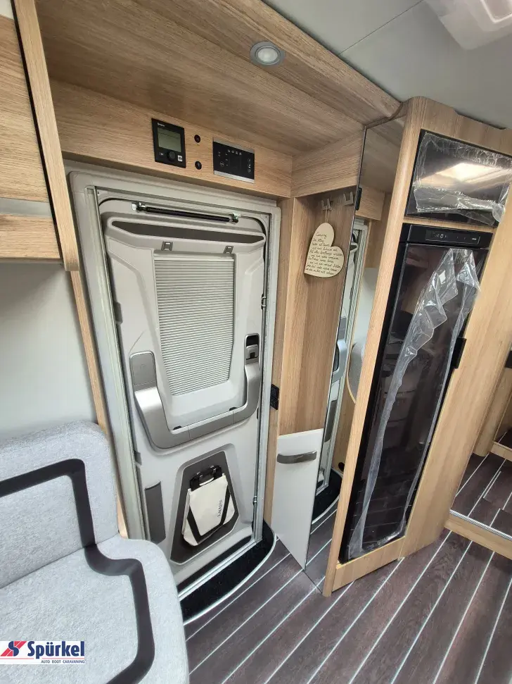 Fahrzeugbild Knaus Sky TI 700 MEG IC-Line * TraumMobil*L-Sitzgr.*4000kg #26