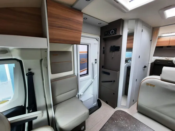 Fahrzeugbild Bürstner B66 690 TD Verfüg./Rüfa/Markise/Sat #3