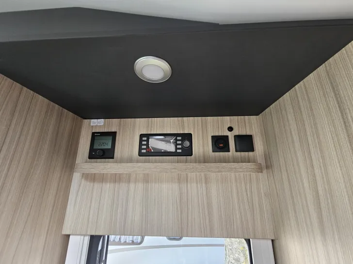 Fahrzeugbild Sun Living A 60SP 6m lang|Alkoven|Solar|X-TRA|auf Juli 26 #13