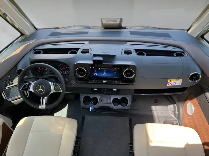 Fahrzeugbild Carthago chic c-line I 4.9 LE L Mercedes (358) #13
