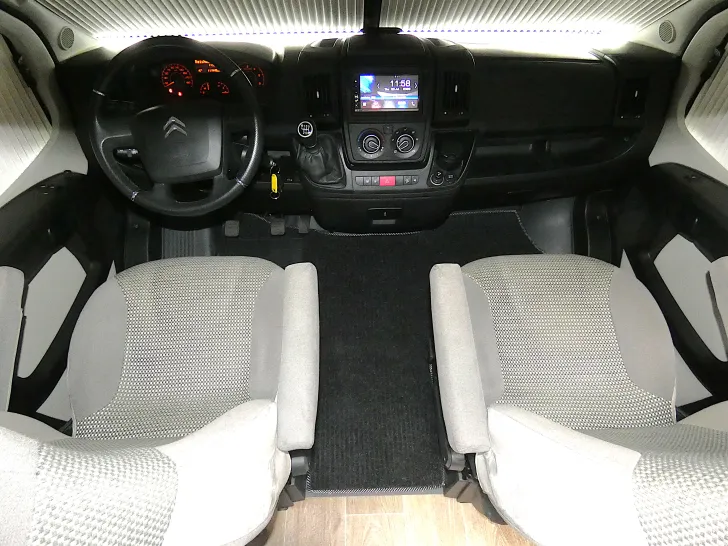 Fahrzeugbild Pössl D-Line 2Win Plus #6