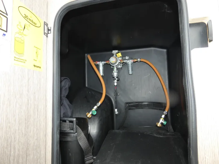 Fahrzeugbild Pössl D-Line 2Win Plus #23