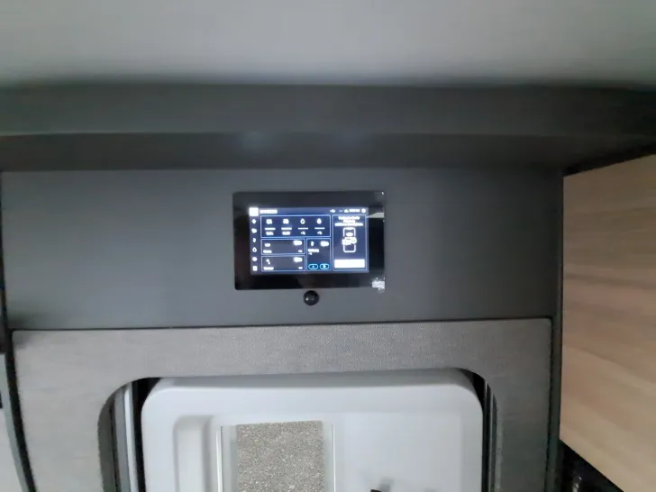 Fahrzeugbild Hymer B-Klasse MC I 600 Autark, Solar, GFK, TV #13