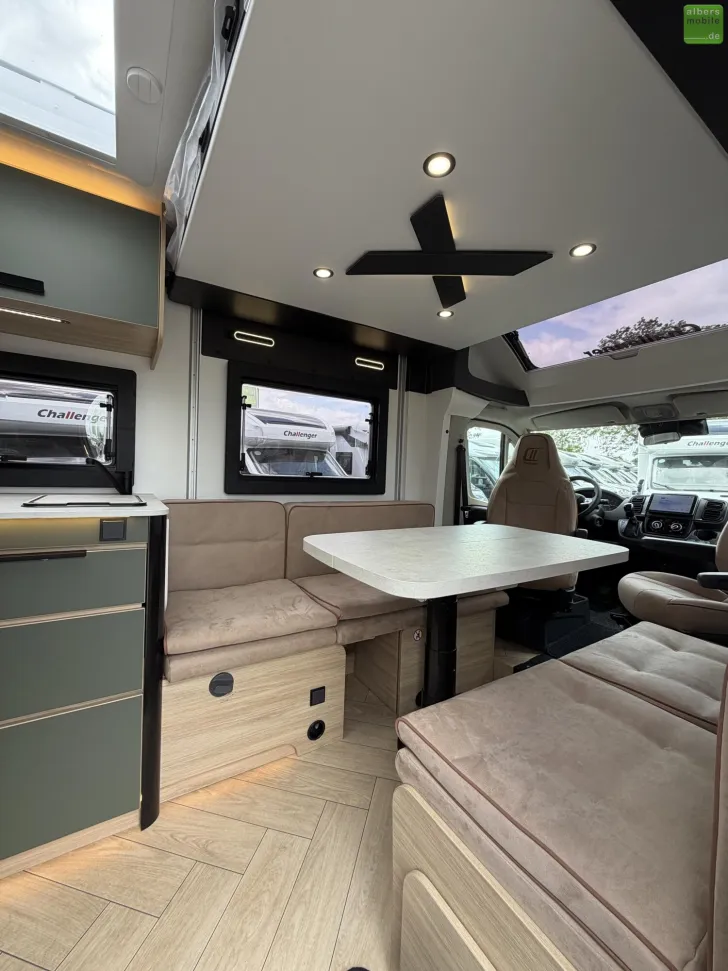 Fahrzeugbild Challenger X Open Edition X260 Arctic Outdoor DriveACC 2027 #9