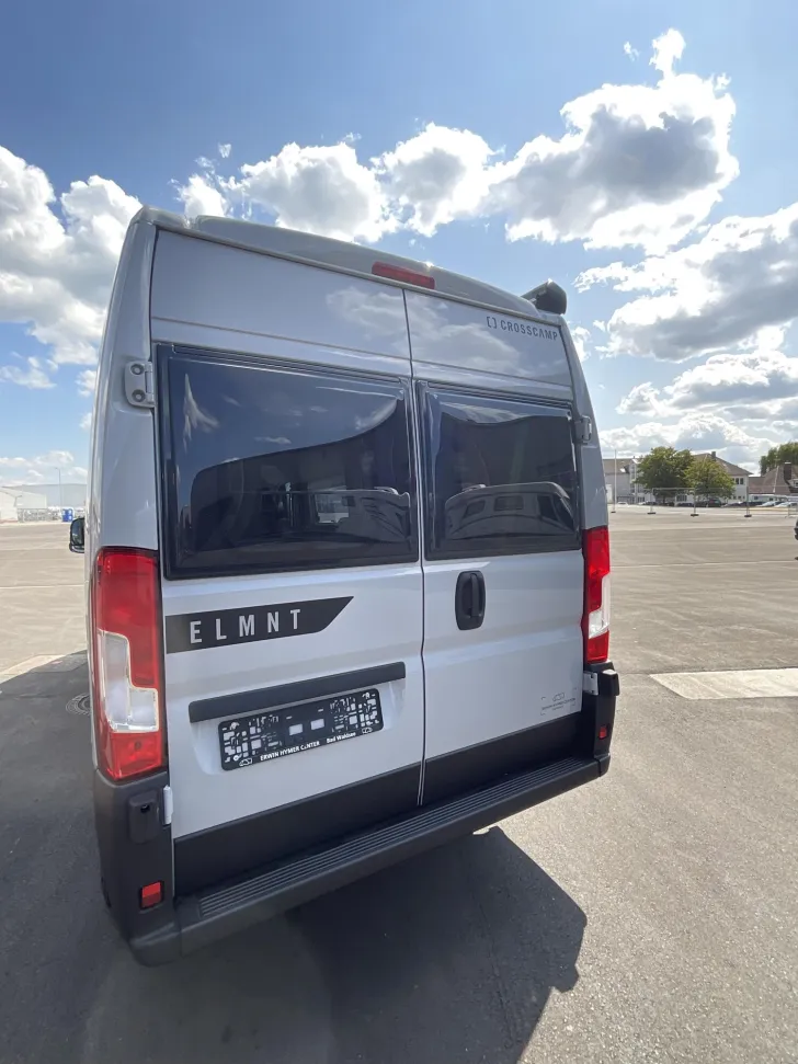 Fahrzeugbild Crosscamp ELMNT 6.0 DS Peugeot 6m Schwenkbad #13