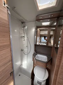 Fahrzeugbild Weinsberg CaraCompact 640 MEG EDITION [PEPPER] Licht+Sicht Paket #11
