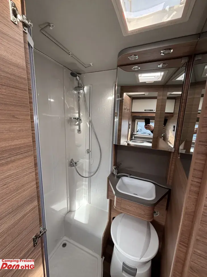 Fahrzeugbild Weinsberg CaraCompact 640 MEG EDITION [PEPPER] Licht+Sicht Paket #11