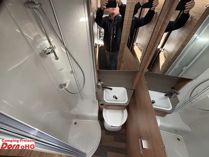 Fahrzeugbild Weinsberg CaraCompact 640 MEG EDITION [PEPPER] Licht+Sicht Paket #13