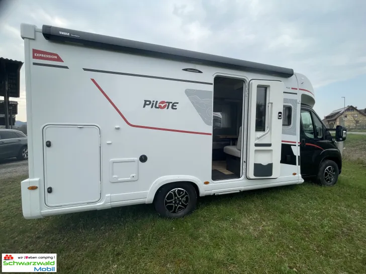 Fahrzeugbild Pilote P690D Exp.180Ps, 3,5T, Safety, D-Heiz. uvm. #2